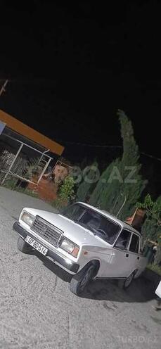 LADA (VAZ) 2107-2
