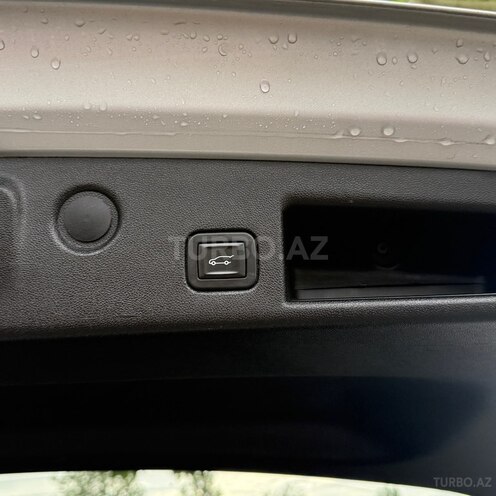 Chevrolet Equinox-8