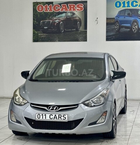 Hyundai Elantra-5