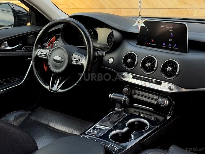 Kia Stinger-16