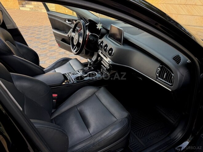 Kia Stinger-15