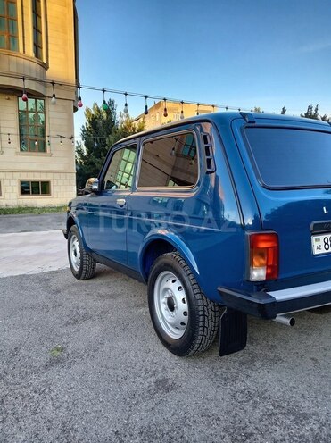 LADA (VAZ) Niva-8