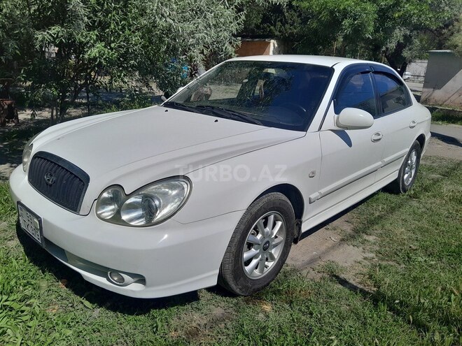 Hyundai Sonata-4