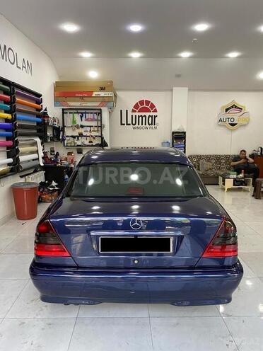 Mercedes C 220-2