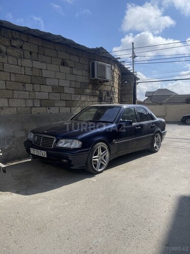 Mercedes C 220-9