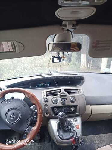 Renault Scenic-9