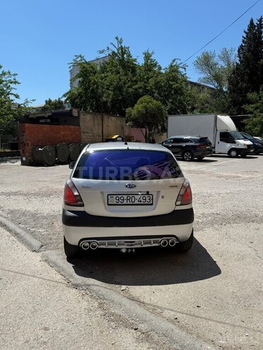 Kia Rio-4