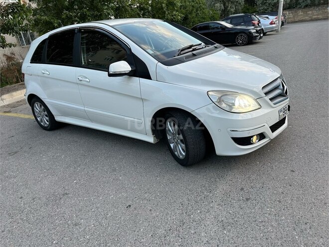 Mercedes B 170-15