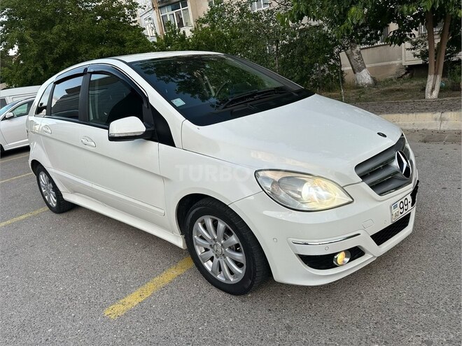Mercedes B 170-12