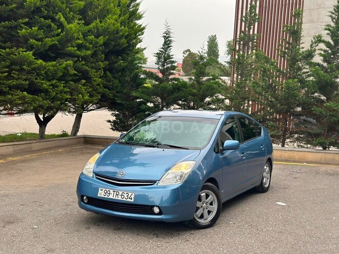 Toyota Prius-3