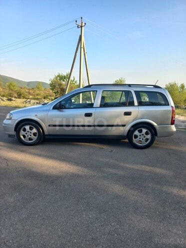 Opel Astra-13