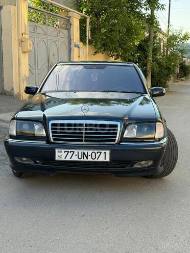 Mercedes C 240-1