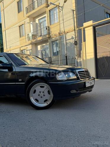 Mercedes C 240-10