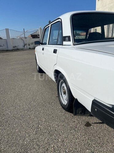 LADA (VAZ) 2107-5