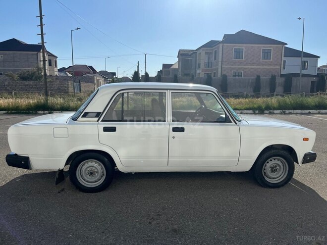 LADA (VAZ) 2107-8
