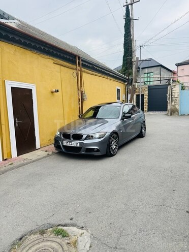 BMW 320-2