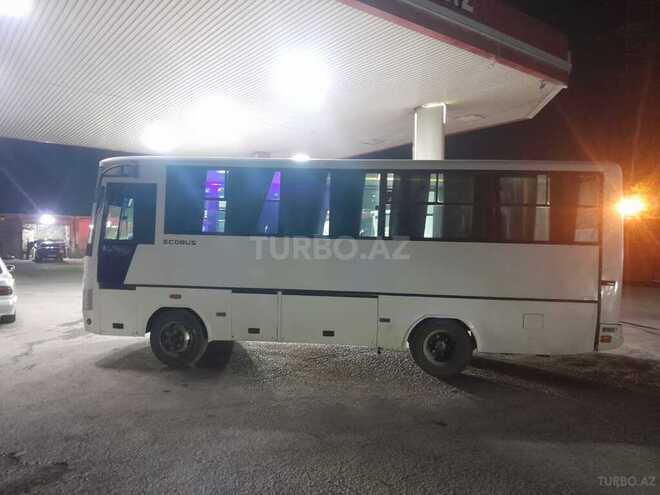 Isuzu Ecobus-4