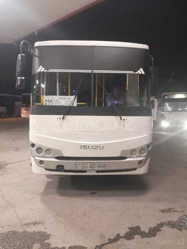 Isuzu Ecobus-1