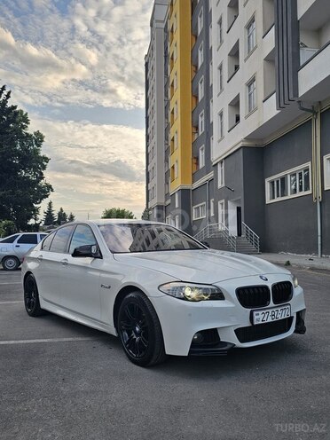 BMW 528-2
