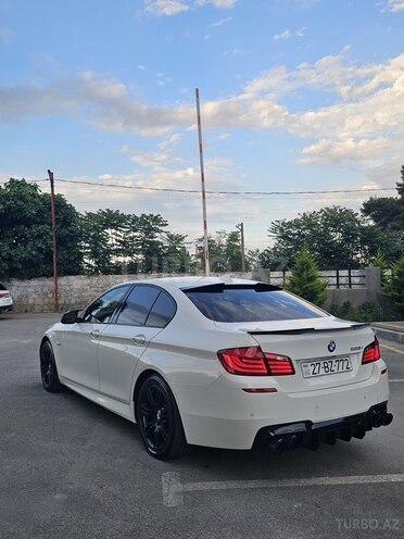 BMW 528-7