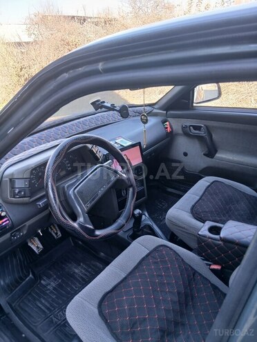 LADA (VAZ) 2111-10