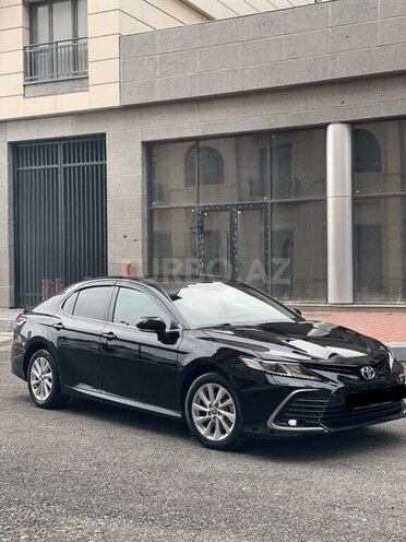 Toyota Camry-5