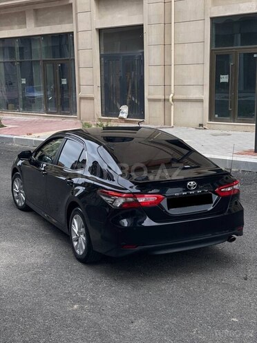 Toyota Camry-8
