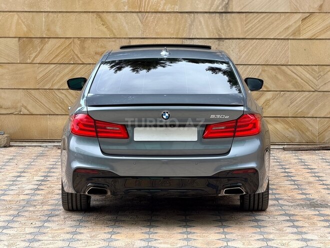 BMW 530e-8