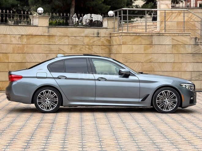 BMW 530e-7