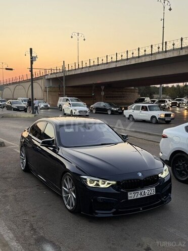 BMW 330-4