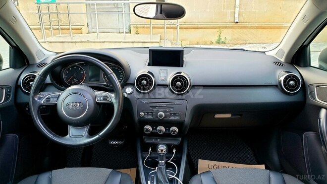Audi A1-7