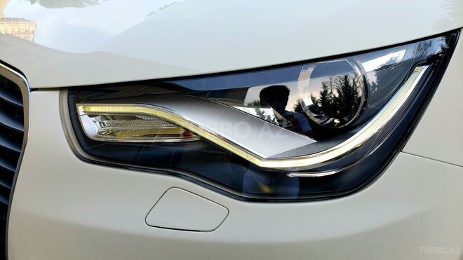 Audi A1-13