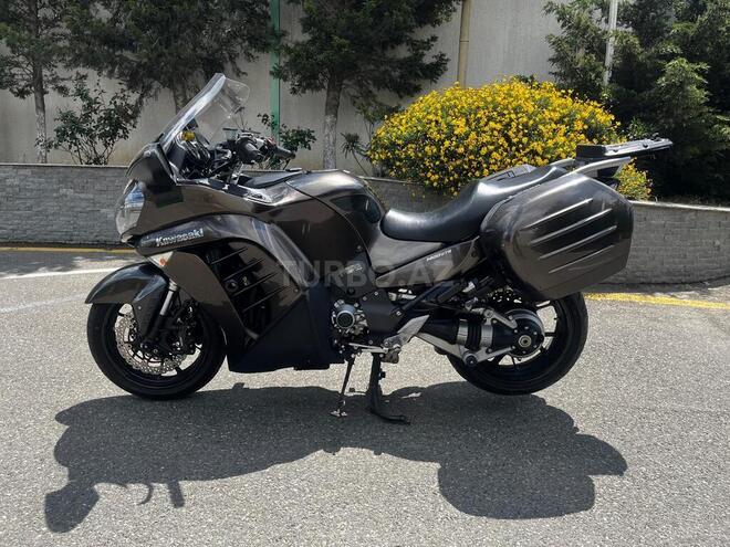 Kawasaki 1400 GTR-6