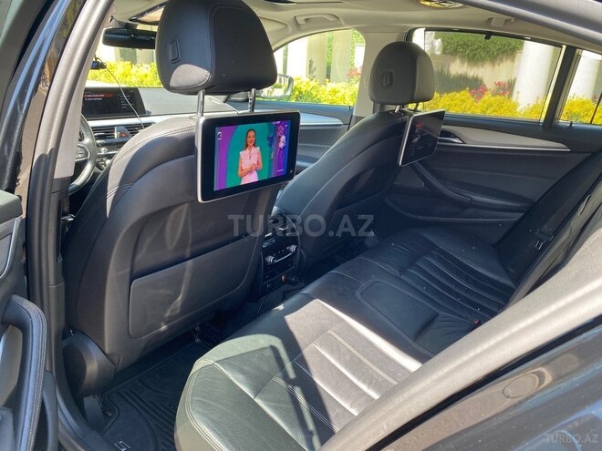 BMW 530-13
