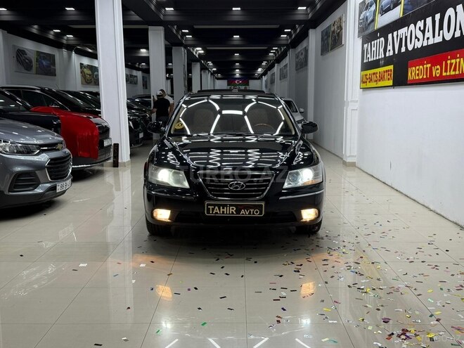 Hyundai Sonata-1