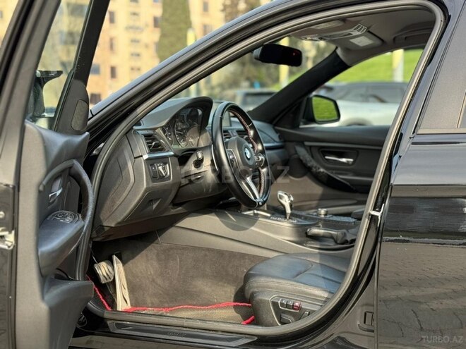 BMW 330-10