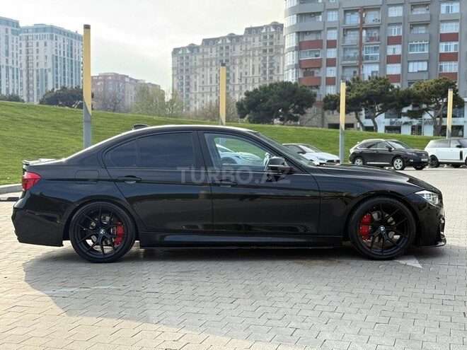 BMW 330-4