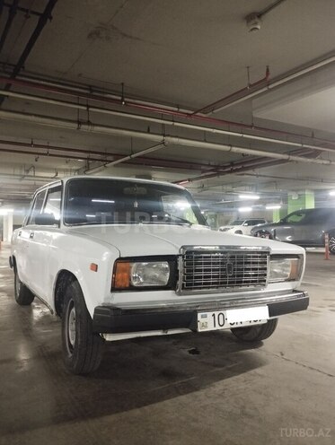 LADA (VAZ) 2107-1