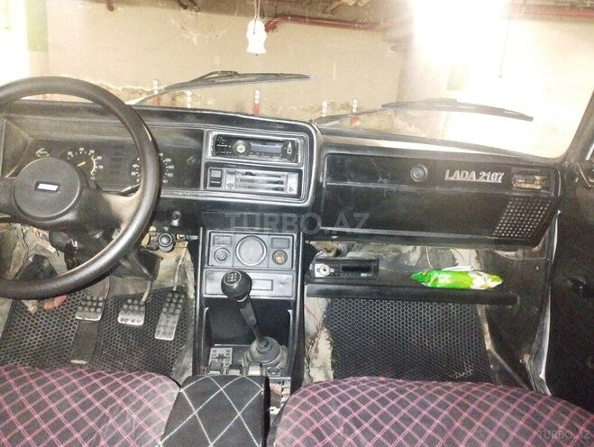 LADA (VAZ) 2107-7