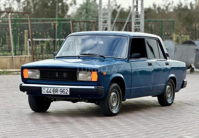 LADA (VAZ) 2107-1