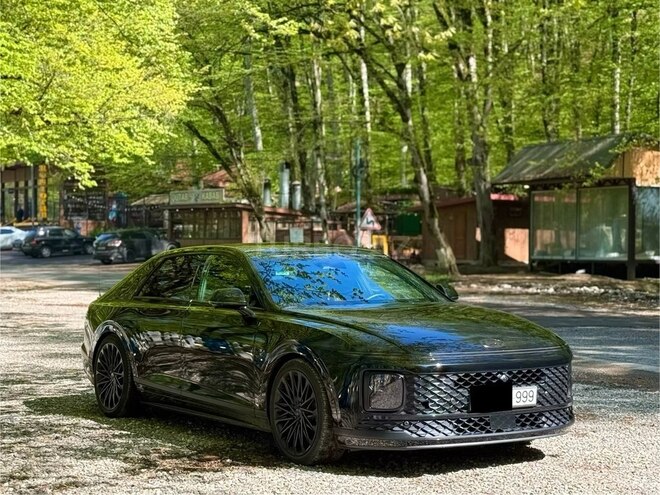 Hyundai Grandeur-1