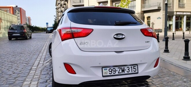 Hyundai i30-3