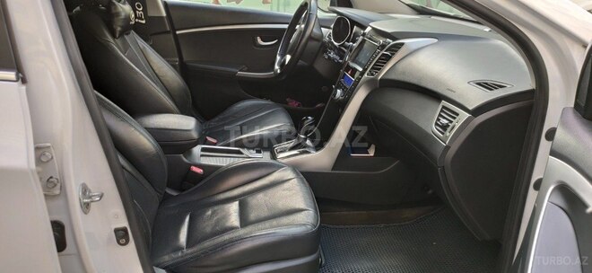Hyundai i30-9