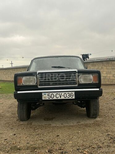 LADA (VAZ) 2107-1