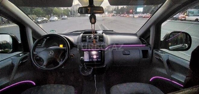 Mercedes Vito 115 CDI-11