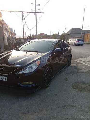 Hyundai Sonata-8