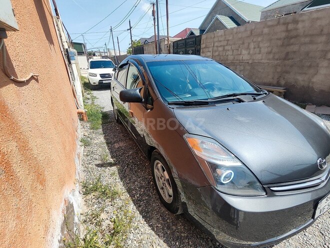 Toyota Prius-7