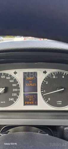 Mercedes B 180-10