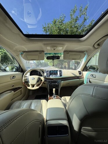 Nissan Teana-11
