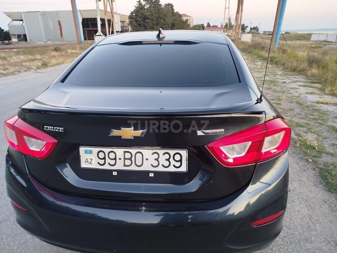 Chevrolet Cruze-11